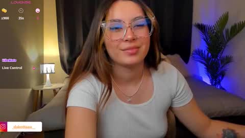 Snapshot of dakottaa__ chatting on December 1, 11:54 pm dakottaa__ online show from December 1, 11:54 pm