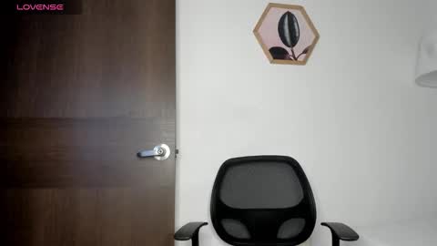 Snapshot of dalhila chatting on November 11, 11:05 pm D A L H I L A online show from November 11, 11:05 pm