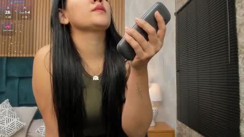 Snapshot of dalia_alissa chatting on September 9, 12:26 pm Violeta online show from September 9, 12:26 pm