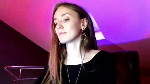 Snapshot of dalia_peach chatting on December 15, 10:18 am Dalia online show from December 15, 10:18 am