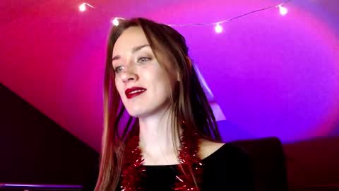 Snapshot of dalia_peach chatting on December 17, 10:23 am Dalia online show from December 17, 10:23 am