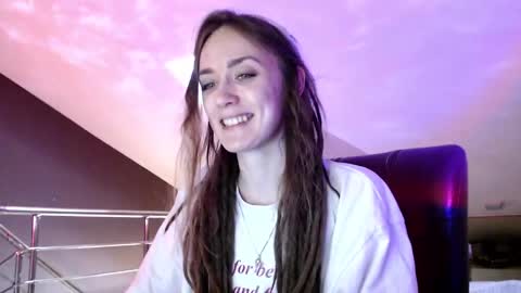Snapshot of dalia_peach chatting on February 26, 10:15 am Dalia online show from February 26, 10:15 am