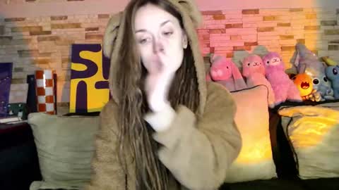 Snapshot of dalia_peach chatting on October 12, 10:14 am Dalia online show from October 12, 10:14 am
