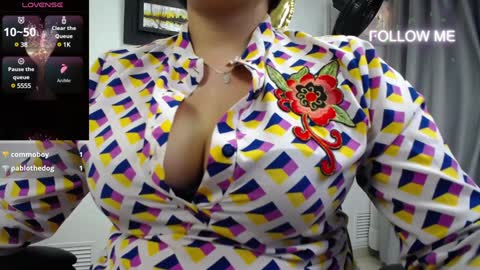 Snapshot of daliadubey chatting on January 18, 12:47 pm dalia dubey online show from January 18, 12:47 pm