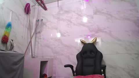 Snapshot of daliadubey chatting on March 1, 10:24 am dalia dubey online show from March 1, 10:24 am