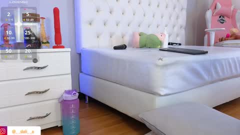 Dalia online show from December 12, 2:26 am