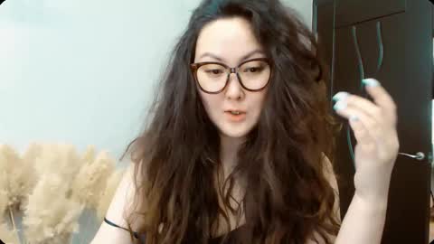 Snapshot of dalidayes chatting on September 15, 6:57 am Dali online show from September 15, 6:57 am