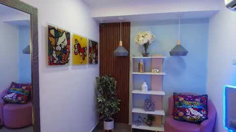 Snapshot of dalila_sky chatting on November 8, 6:07 pm Dalila online show from November 8, 6:07 pm