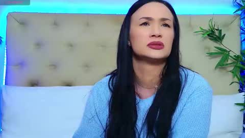 daliyaa_ online show from February 25, 1:32 pm