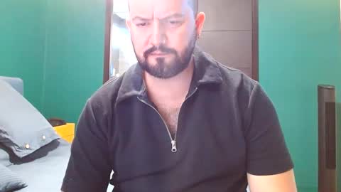 Snapshot of daltonthebear chatting on September 17, 10:33 pm daltonthebear online show from September 17, 10:33 pm
