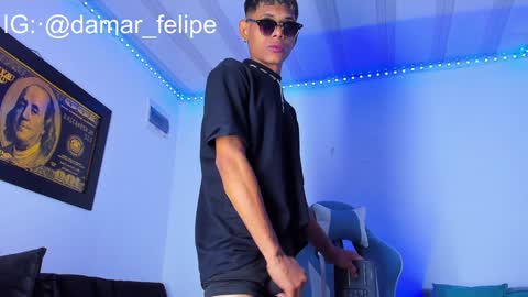 Snapshot of damar_felipe chatting on January 21, 9:57 am damar_felipe online show from January 21, 9:57 am