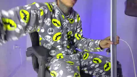 Snapshot of damar_felipe chatting on November 27, 10:12 pm damar_felipe online show from November 27, 10:12 pm