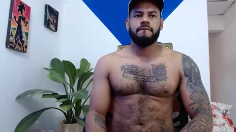 Snapshot of damian64436171 chatting on January 15, 2:46 pm damian64436171 online show from January 15, 2:46 pm