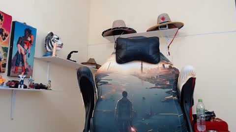 Snapshot of damian64436171 chatting on September 25, 3:10 am damian64436171 online show from September 25, 3:10 am