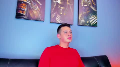 Snapshot of damian__oliver chatting on January 18, 8:41 am Damian Oliver online show from January 18, 8:41 am