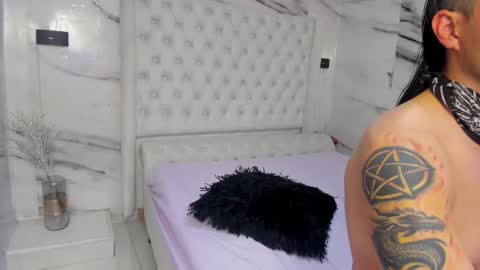 damian_and_tiana online show from February 27, 6:18 am