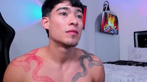 Damian online show from October 25, 4:24 pm