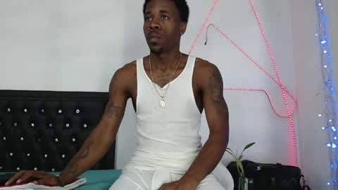damian_hart_24cm online show from June 1, 11:45 am