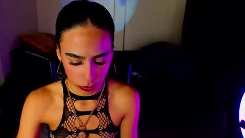 damian_n_lissa online show from May 2, 5:01 am