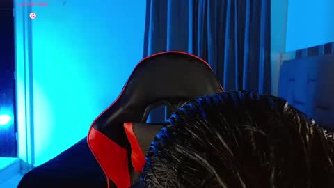 Snapshot of damiano_walker chatting on October 26, 5:13 am damiano_walker online show from October 26, 5:13 am