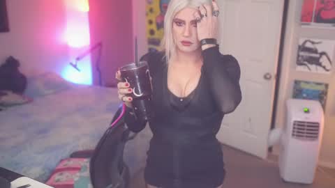 damngina39 online show from October 5, 6:23 am