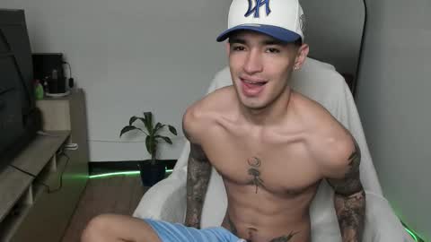 Damon online show from December 20, 5:09 pm