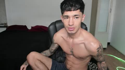 Damon online show from February 25, 7:23 pm