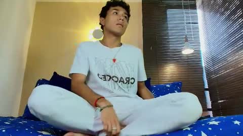 Damon  Salvatore online show from March 31, 7:58 pm