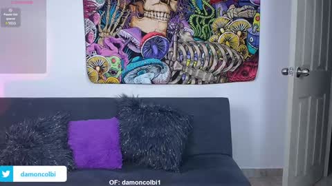 Snapshot of damoncolbi chatting on January 8, 12:06 am damoncolbi online show from January 8, 12:06 am