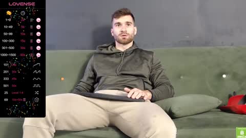 Snapshot of damonking01 chatting on December 16, 9:03 am Discount ONLYFANS - online show from December 16, 9:03 am