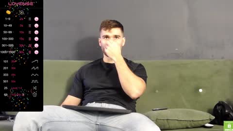 Snapshot of damonking01 chatting on February 6, 9:32 am Discount ONLYFANS - online show from February 6, 9:32 am