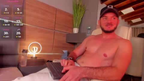 D A M O N online show from November 14, 3:33 pm