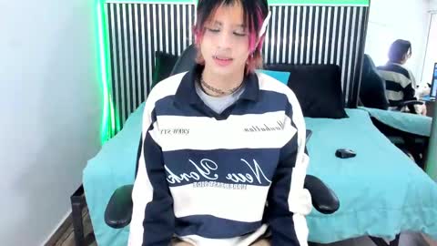 D A N online show from September 10, 1:55 pm