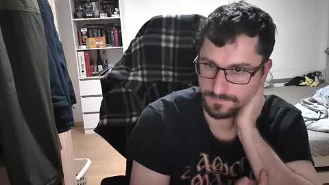 King Dan online show from January 3, 7:50 pm