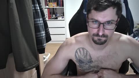 King Dan online show from February 1, 6:40 pm