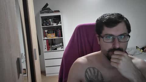 King Dan online show from February 17, 7:10 pm