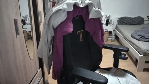 King Dan online show from March 2, 7:34 pm