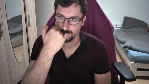 King Dan online show from September 8, 6:29 pm