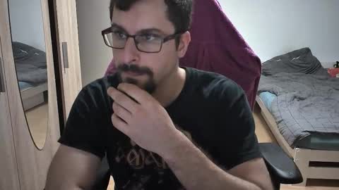 King Dan online show from September 15, 6:52 pm