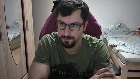 King Dan online show from October 3, 7:44 pm