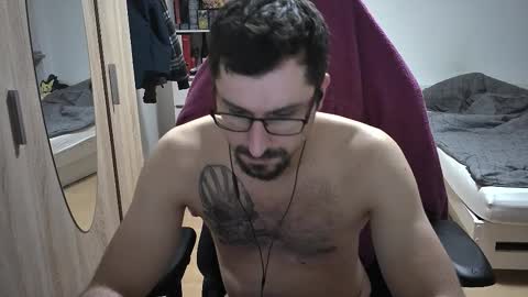 King Dan online show from November 30, 8:46 pm