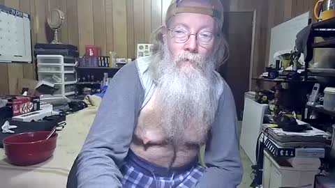 Snapshot of danagm chatting on December 26, 5:19 pm Dana online show from December 26, 5:19 pm