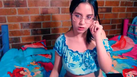 Snapshot of danaiisabella chatting on September 26, 7:01 am dana online show from September 26, 7:01 am