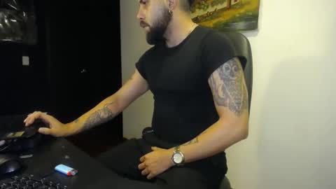 Snapshot of danbury44 chatting on September 19, 6:37 am danbury online show from September 19, 6:37 am