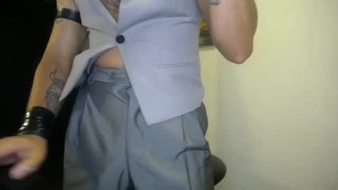 Snapshot of danbury44 chatting on September 25, 3:32 am danbury online show from September 25, 3:32 am