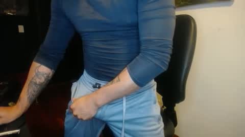 Snapshot of danbury44 chatting on November 14, 11:24 pm danbury online show from November 14, 11:24 pm