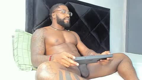 Dancel online show from February 12, 5:05 pm