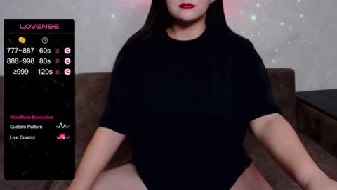 Snapshot of dandelionynyyy chatting on October 18, 7:03 pm Edel online show from October 18, 7:03 pm