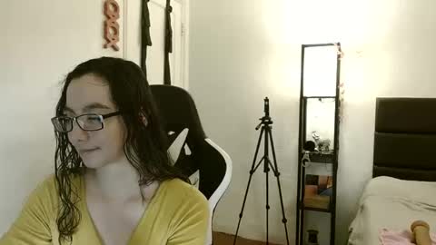 Snapshot of dandykitty chatting on March 7, 3:08 am Lea lei-a online show from March 7, 3:08 am