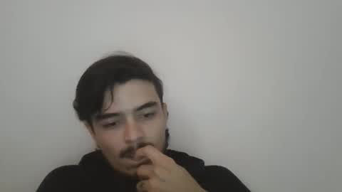 Snapshot of dani_42017 chatting on February 5, 12:17 pm dani_42017 online show from February 5, 12:17 pm